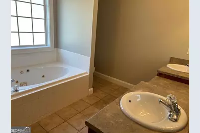 221 Tara Place NE, Milledgeville, GA 31061 - Photo 10