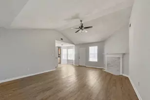 615 Fieldcrest Dr, McDonough, GA 30253 - Photo 4