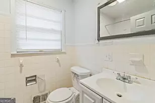 913 Longleaf Dr, Forest Park, GA 30297 - Photo 4