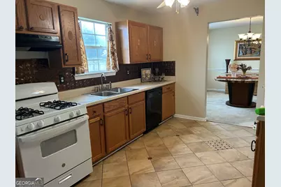 2224 Eagles Nest Circle, Decatur, GA 30035 - Photo 10