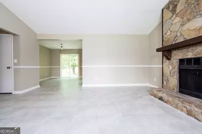 5722 Phillips Drive, Morrow, GA 30260 - Photo 2