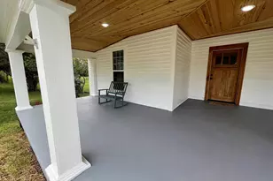 277 Newnan St, Franklin, GA 30217 - Photo 2