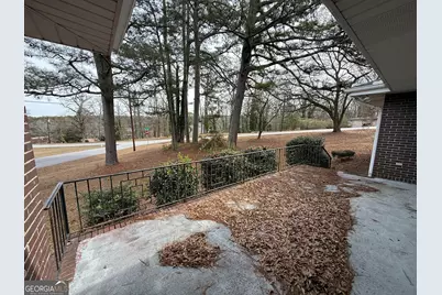 2580 Lake Capri Road NW, Conyers, GA 30012 - Photo 10