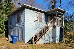 34 E New St, Winder, GA 30680 - Photo 8