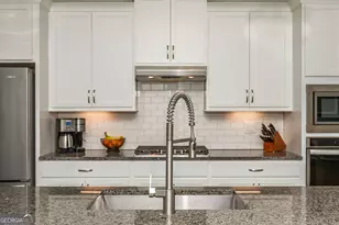 12561 Arnold Mill Rd, Alpharetta, GA 30004 - Photo 10