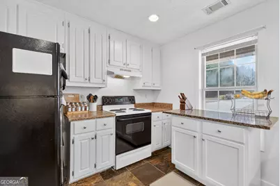 310 Cattlemans Circle, McDonough, GA 30252 - Photo 14