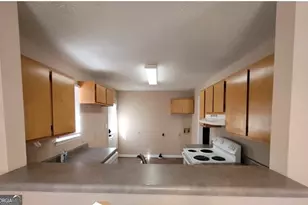 1323 Crawford St, Macon, GA 31206 - Photo 2