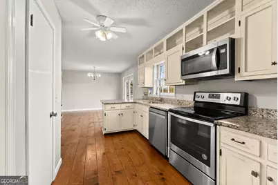 6008 Serene Circle, Gainesville, GA 30506 - Photo 10