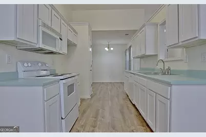 514 Sarahs Lane, Locust Grove, GA 30248 - Photo 14