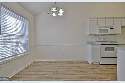 514 Sarahs Lane, Locust Grove, GA 30248 - Photo 10