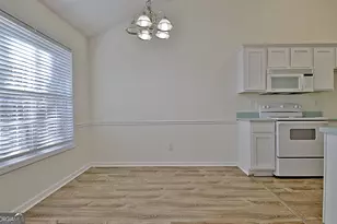 514 Sarah's Ln, Locust Grove, GA 30248 - Photo 10