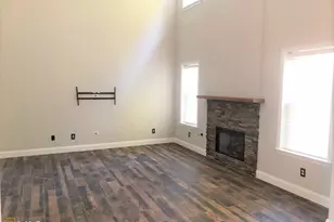 3320 Northcliff Dr, Suwanee, GA 30024 - Photo 2