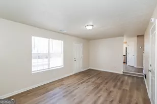 145 W Village Ct, Riverdale, GA 30296 - Photo 4