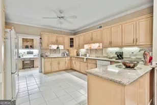 304 Bradford Way, Peachtree City, GA 30269 - Photo 22