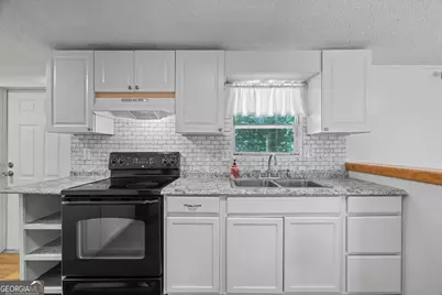 148 Rue Lafayette, Lavonia, GA 30553 - Photo 10