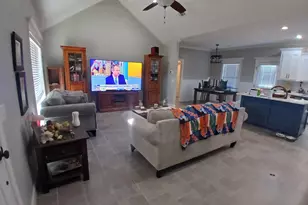 121 Rolling Wood Dr, Tifton, GA 31793 - Photo 2