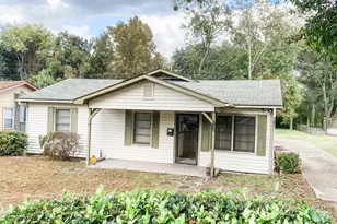 618 Robinson Dr, Jesup, GA 31545 - Photo 1
