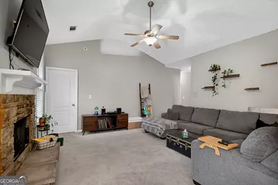 107 Amhurst Drive, West Point, GA 31833 - Photo 8