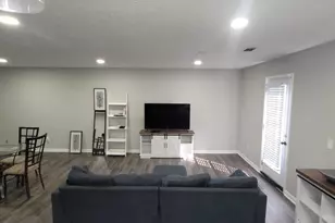 8975 Ashwood Dr, Riverdale, GA 30274 - Photo 6