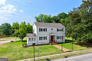 18046 Main St, Woodbury, GA 30293 - Photo 1