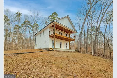 990 Rue Fleur De Lis, Lavonia, GA 30553 - Photo 1