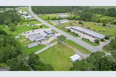 93 Bell, Baxley, GA 31513 - Photo 20