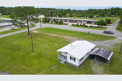93 Bell, Baxley, GA 31513 - Photo 24