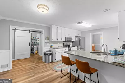 407 Trestle Road, Locust Grove, GA 30248 - Photo 6