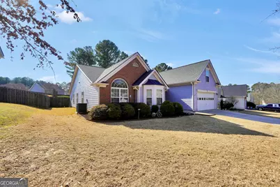 537 Vickers Lane, Locust Grove, GA 30248 - Photo 2