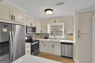 1457 SE Bentley Ln SE, Marietta, GA 30067 - Photo 6