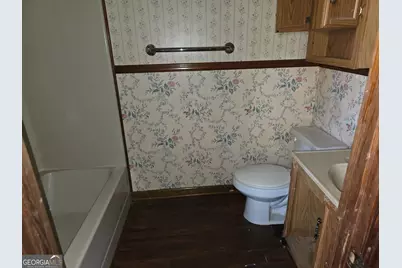 352 Johnson Street, Tallapoosa, GA 30176 - Photo 6