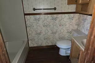 352 Johnson St, Tallapoosa, GA 30176 - Photo 6