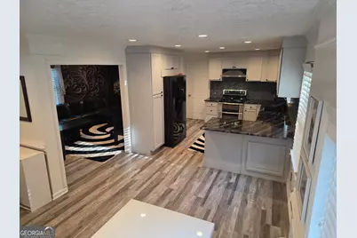 93 Hidden Valley Drive, Lawrenceville, GA 30044 - Photo 6