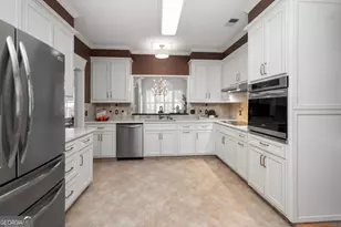 117 Masters Dr N, Peachtree City, GA 30269 - Photo 4