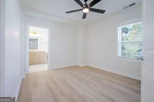 2725 Blount St, East Point, GA 30344 - Photo 12