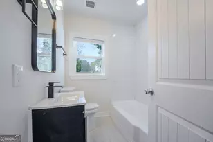 2725 Blount St, East Point, GA 30344 - Photo 10