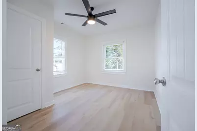 2725 Blount Street, East Point, GA 30344 - Photo 18