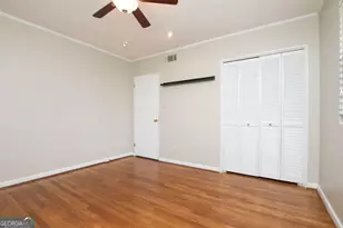 3660 Peachtree Rd NE, Atlanta, GA 30319 - Photo 10