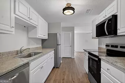 134 Laurel Ridge W, Lagrange, GA 30240 - Photo 8