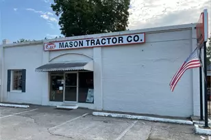 910/912 Jernigan St, Perry, GA 31069 - Photo 1