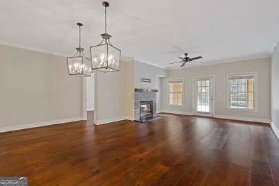 211 Colonial Homes Drive NW #2106, Atlanta, GA 30309 - Photo 16