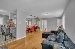 122 King St, Toccoa, GA 30577 - Photo 2