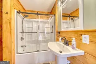 2912 Gribble Edwards Rd, Hayesville, NC 28904 - Photo 6