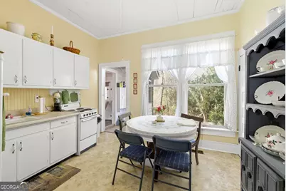 671 Washington Street, Clarkesville, GA 30523 - Photo 8