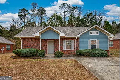 120 Laurel Ridge W, Lagrange, GA 30240 - Photo 1