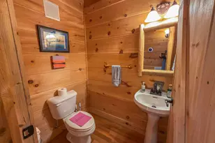 383 Bayberry Ln, Sky Valley, GA 30537 - Photo 20