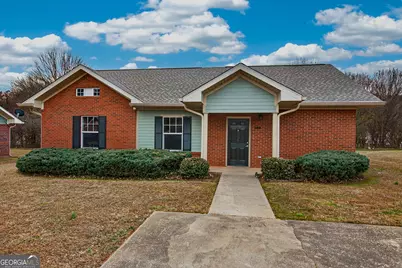 149 Laurel Ridge W, Lagrange, GA 30240 - Photo 1