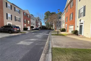 2375 Beaver Falls Dr, Norcross, GA 30071 - Photo 6