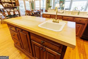 708 Town and Country Dr, Adel, GA 31620 - Photo 16