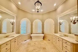 708 Town and Country Dr, Adel, GA 31620 - Photo 32